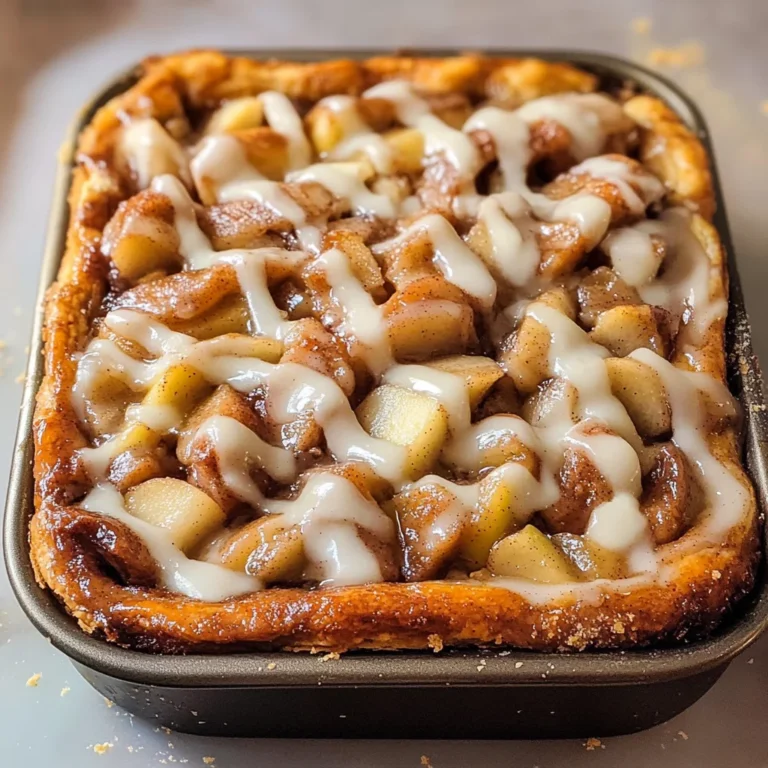 Cinnamon Roll Apple Pie